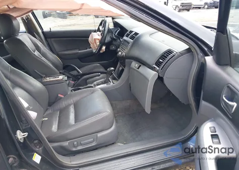 2007 Honda Accord 3.0 Ex z USA, uszkodzony, nr VIN 1HGCM66557A017695